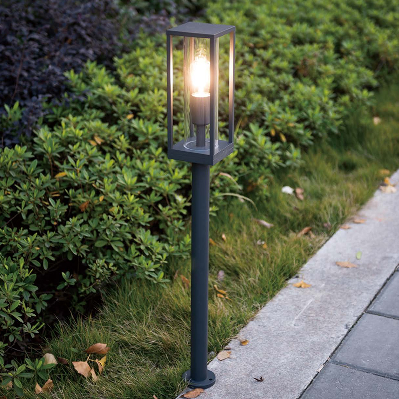 E27 Classical Lawn Light 15931-E27